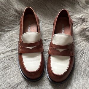 Jeffrey Campbell color block loafers cognac cream 6